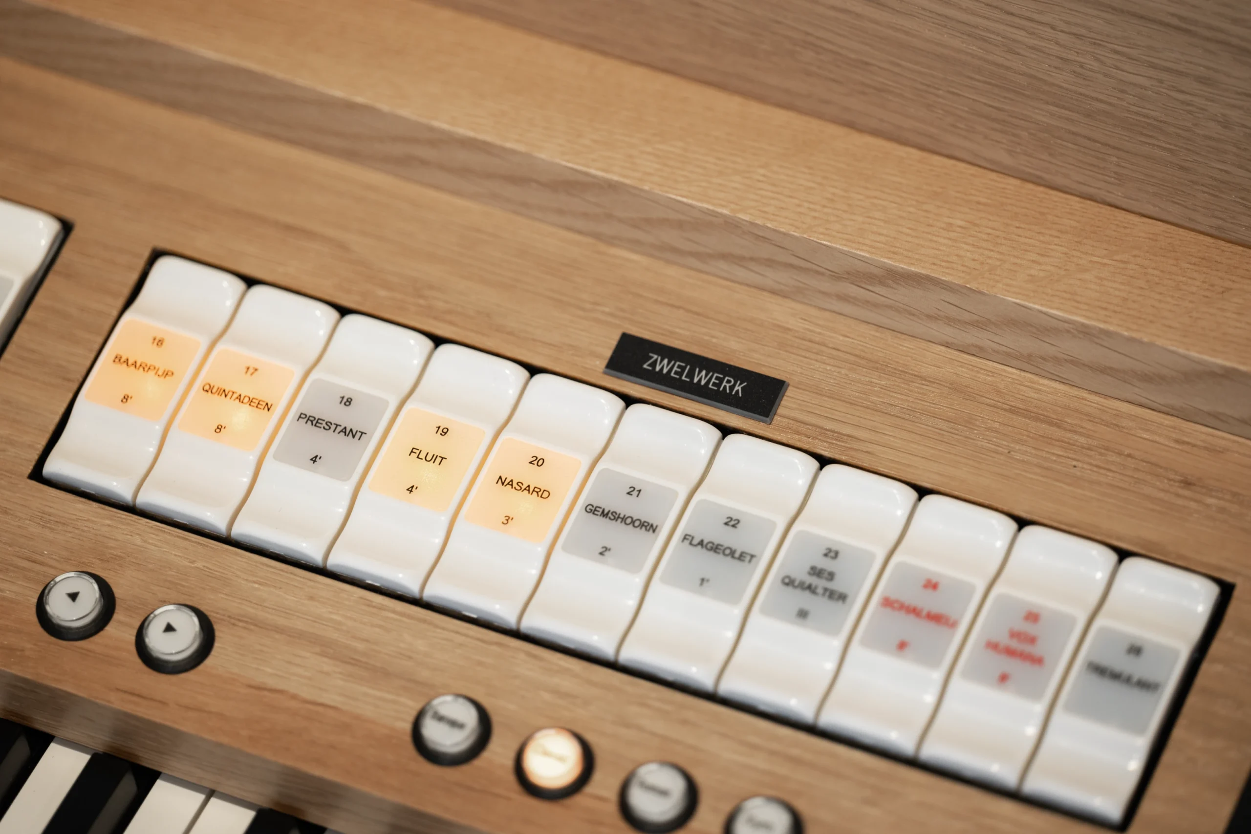 compact-224-cbm121-detail-5